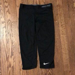 Nike Pro Cropped Leggings